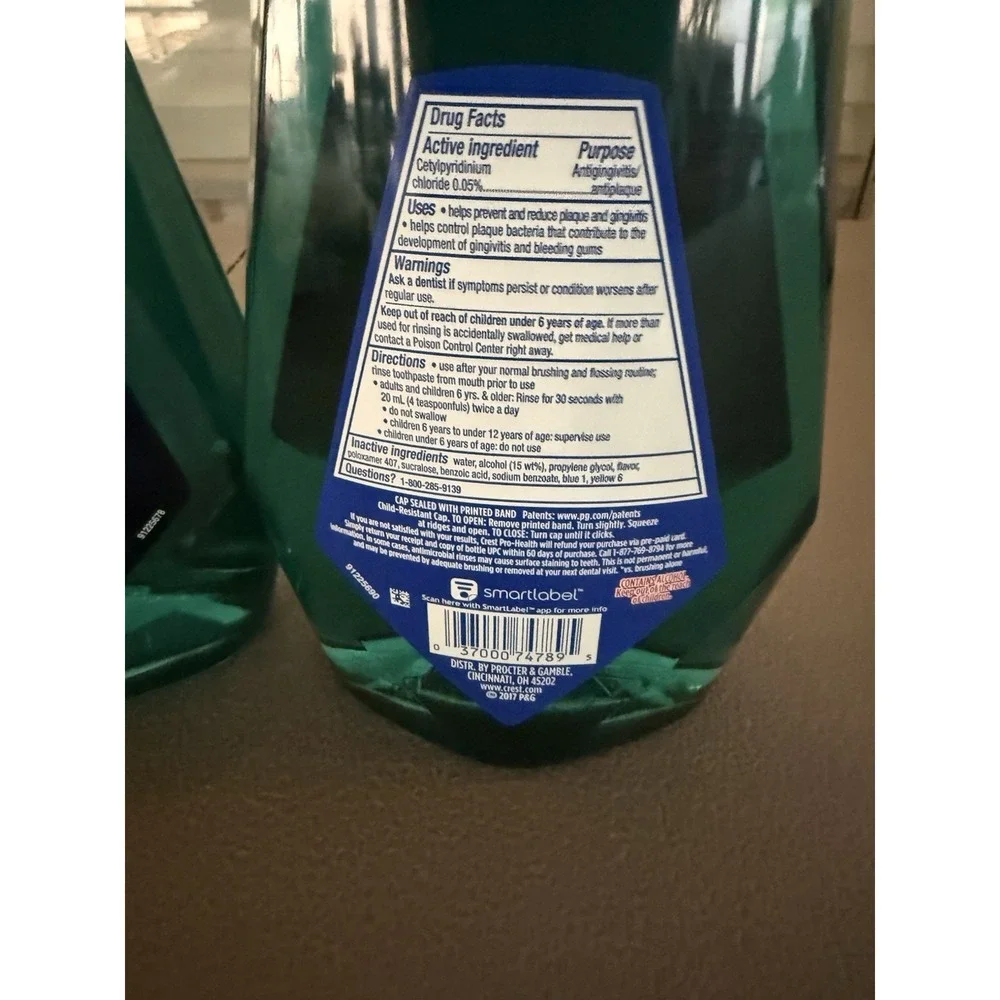 Crest Pro-Health Intense Mouthwash, Clean Mint, 33.8 fl oz (2 Pack)